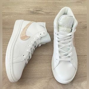 Never been worn Nike high tops